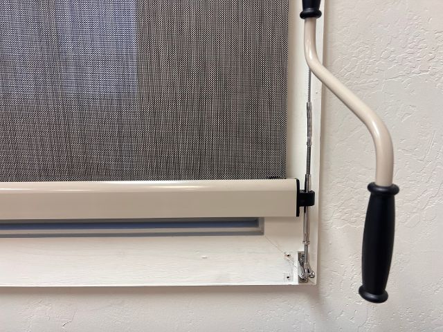Cable-Guided-with-hood-and-bottom-bar-4th