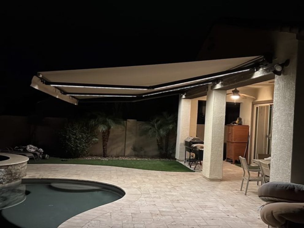 High-quality retractable aluminum patio shade for outdoor comfort and sun protection.